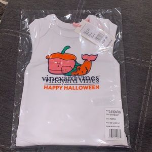 Vineyard Vines bodysuit size 3-6 months pumpkin
